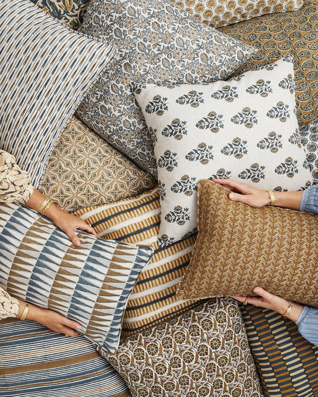 Sikar Walnut Pillow