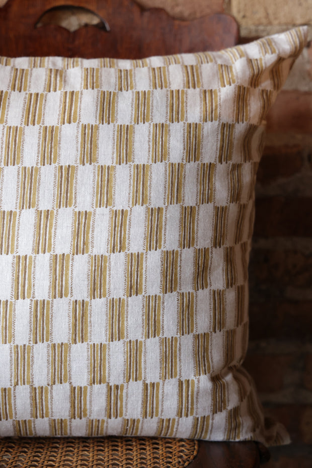 Lagos Saffron Linen Pillow - 22" x 22"
