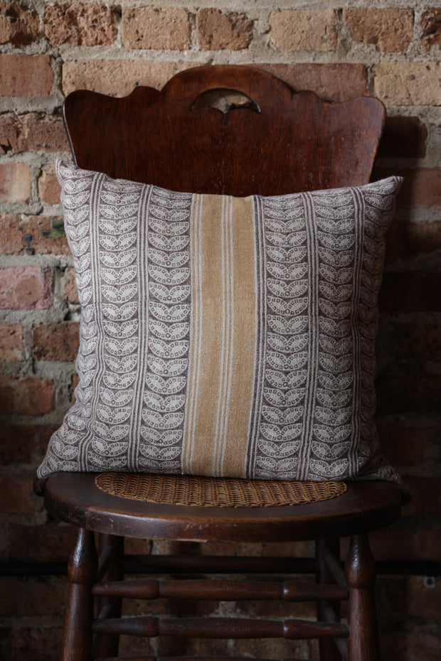 Majhi Coco Pillow