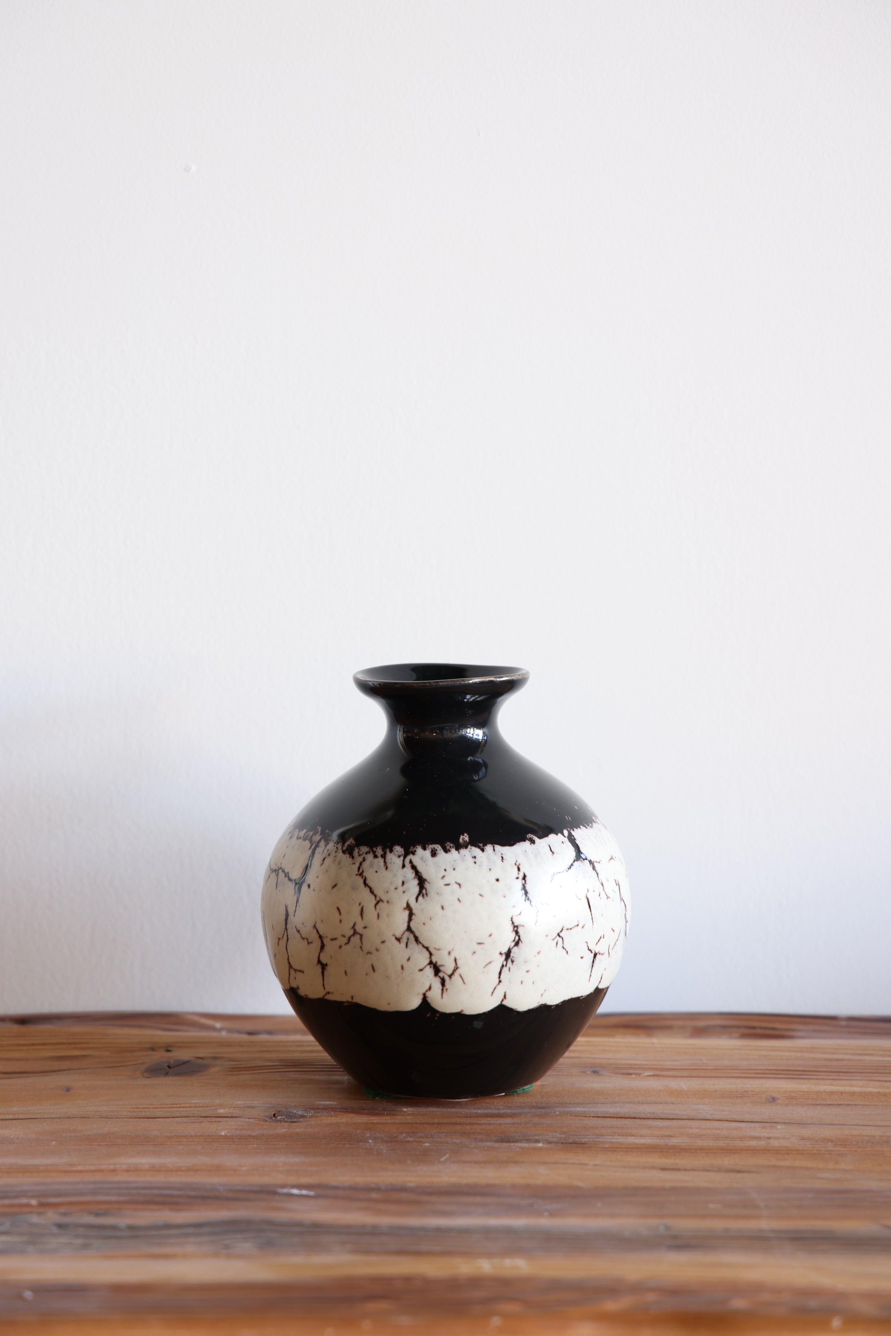 Black W/White Lava Haeger Vase