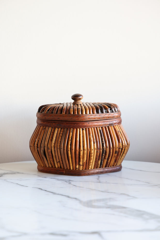 Wooden Detailed Box W/Lid