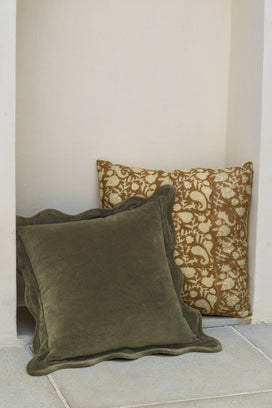 Scallop Velvet Pillow, Moss (20