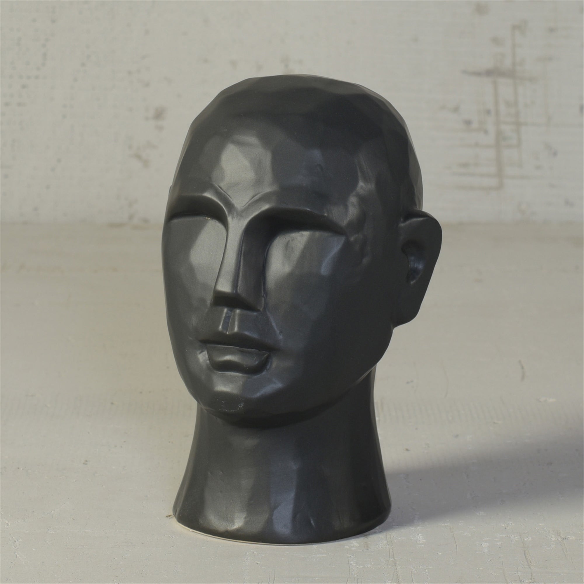 Gris Geometric Bust