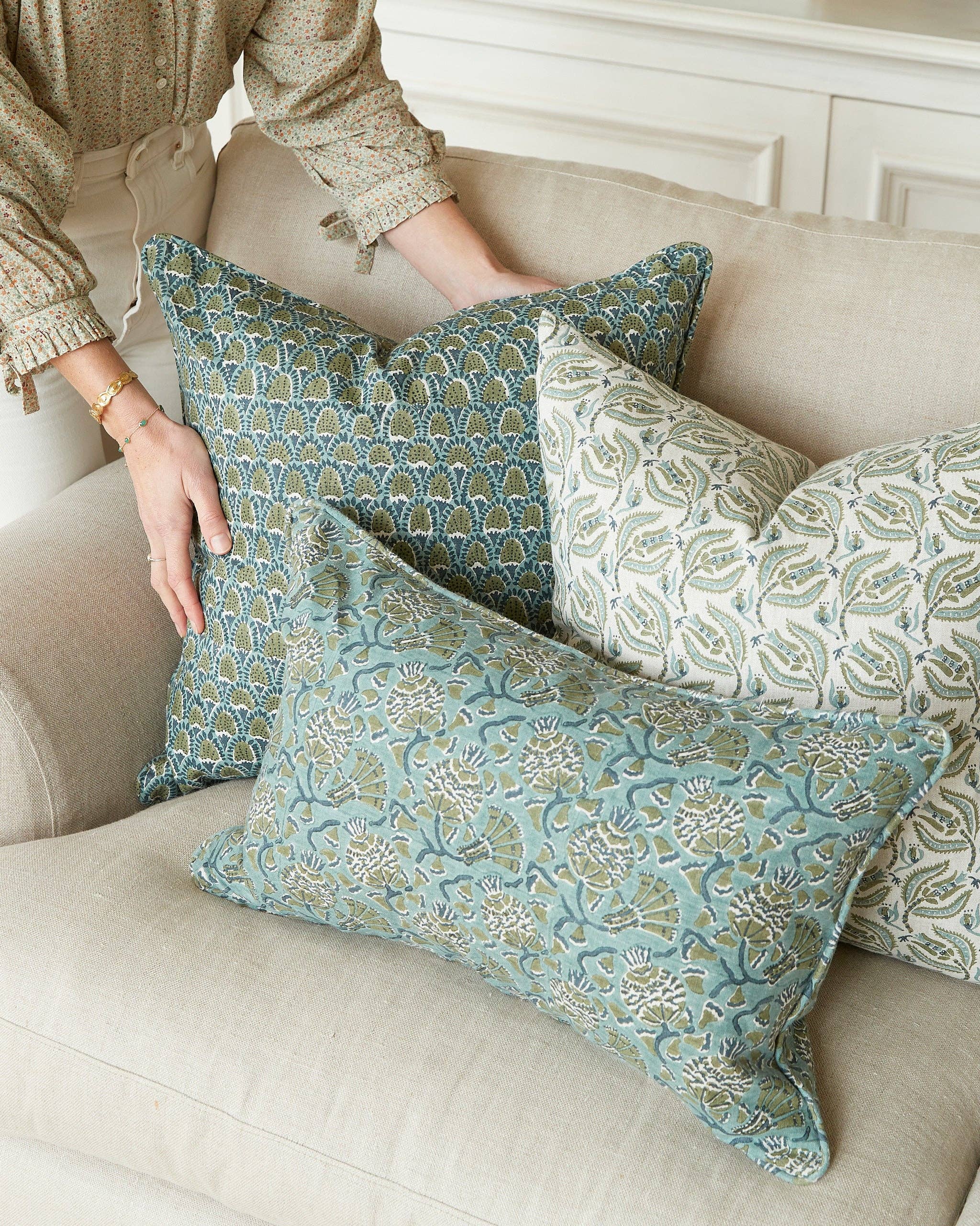 Iznik Slate Pillow