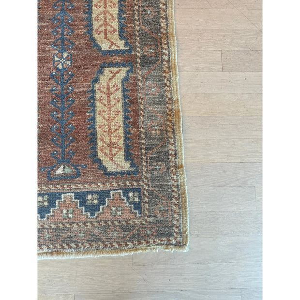 1'10 x 3' - Anika Prayer Rug