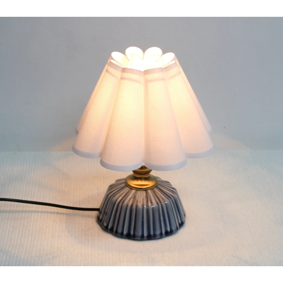 Scallop Off-White Fabric W/White Trim Ceramic Lamp