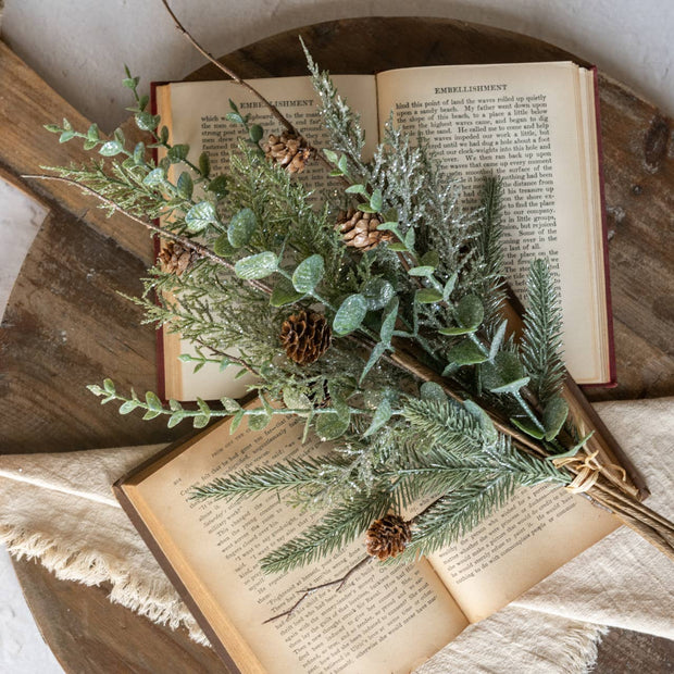 20" KRINGLE PINE W/ PINECONE BUNDLE