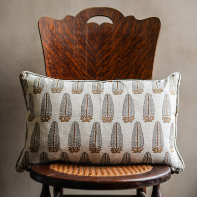 Akola Sahara linen cushion 35x55cm